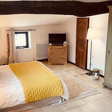 B&B Temps Suspendu Provence Перн-ле-Фонтен Номер фото
