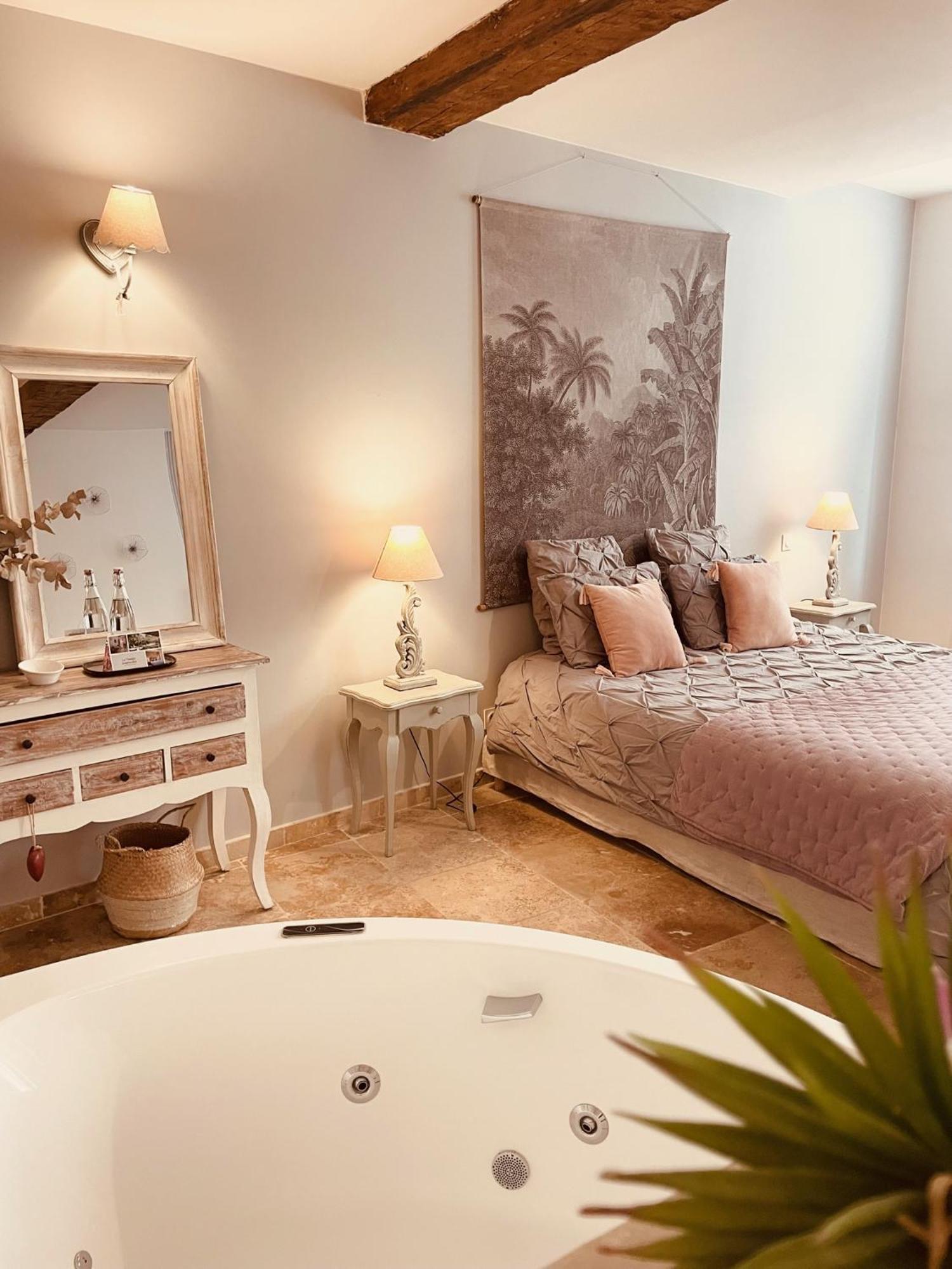 B&B Temps Suspendu Provence Перн-ле-Фонтен Номер фото